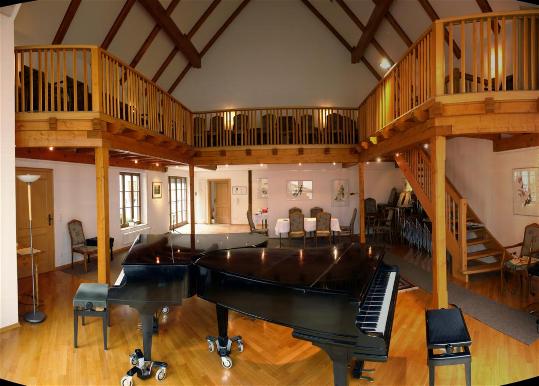 Blick in den Konzertsaal der Musikgalerie Arnold